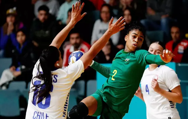 Bruna-de-Paula-handebol-feminino-Alexandre-Loureiro-COB