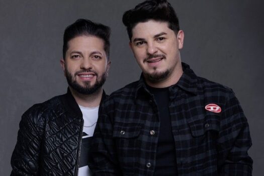 Júnior & Cézar anunciam gravação de DVD em São Paulo