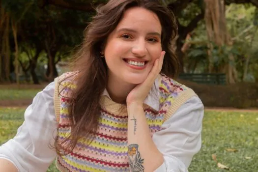 Priscilla Pinheiro estreia na literatura infantojuvenil com livro de poemas que explora a imaginação