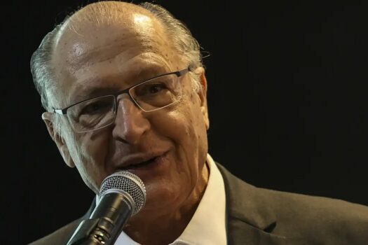 Relação Brasil-China deve bater novo recorde comercial, diz Alckmin