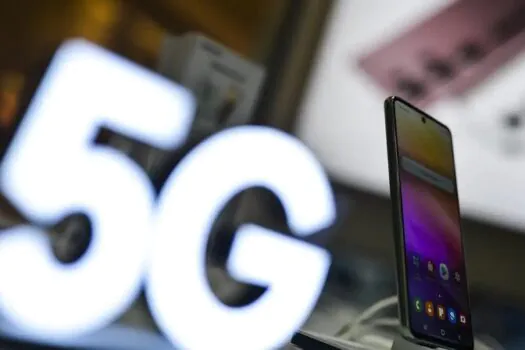 Anatel vai liberar sinal de internet 5G para mais 506 municípios