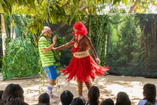 Cia Metrópole de Teatro apresenta espetáculo infantil “Aventura na Floresta” em Osasco