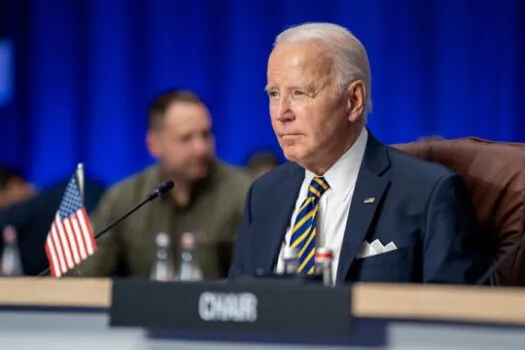 Biden comete gafe e apresenta Zelenski como Putin na Otan