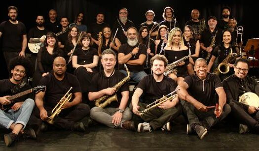 Big Band Salada Mista se apresenta com Pedro Pupak no Teatro Santos Dumont 