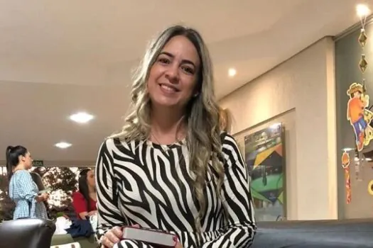 Cantora gospel é baleada durante tiroteio em feira em Goiás