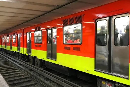 Metrô da Cidade do México vai reforçar segurança após gravação de vídeo íntimo em vagão