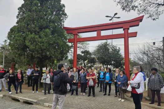 Ribeirão Pires realiza City Tour com idosos do CRI