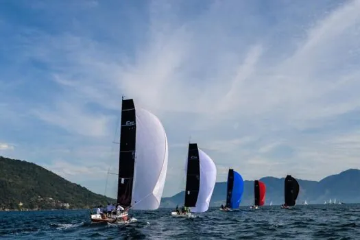 Classe C30: talento e emoção na Semana Internacional de Vela de Ilhabela