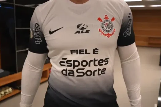 Corinthians anuncia novo patrocinador master