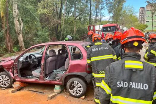 Detran-SP cede veículos para curso de Salvamento do Corpo de Bombeiros