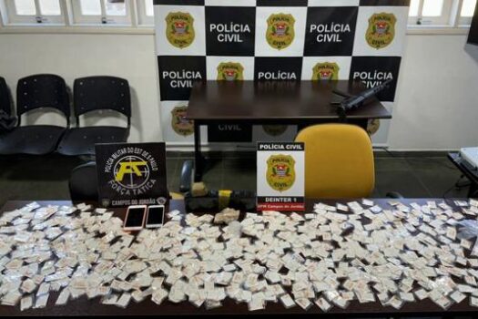 Polícia Civil deflagra operação contra tráfico de drogas em Campos do Jordão