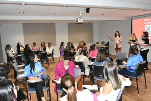 Circuito de Empreendedorismo Feminino reúne empresárias na ACISA