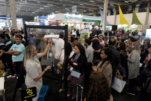 Campeonato de Limpadores de Vidros atrai visitantes na Higiexpo 2024