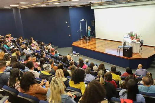 Seminário em Diadema discute Famílias Acolhedoras