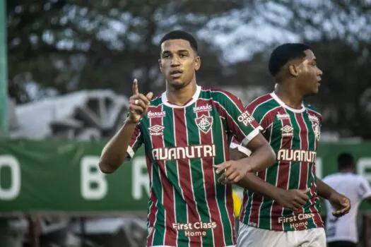 Bragantino perde para o Fluminense e se distância do G6