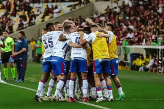 Fortaleza vence no Maracanã e tira Flamengo da liderança do Brasileirão