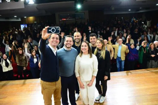 Gilvan intensifica escutas públicas com encontros com moradores do Jardim Santo André e região