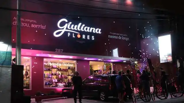 giuliana-flores