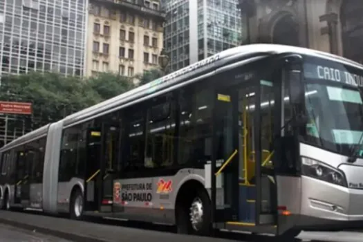 Greve de motoristas e cobradores de ônibus em São Paulo é suspensa