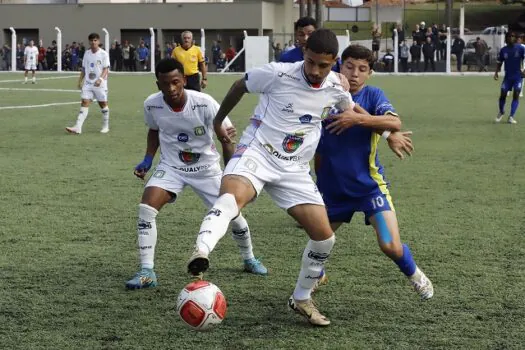 São Caetano vira sobre Guarujá e enfrenta Santo André na final do futebol sub-20 dos Jogos Regionais