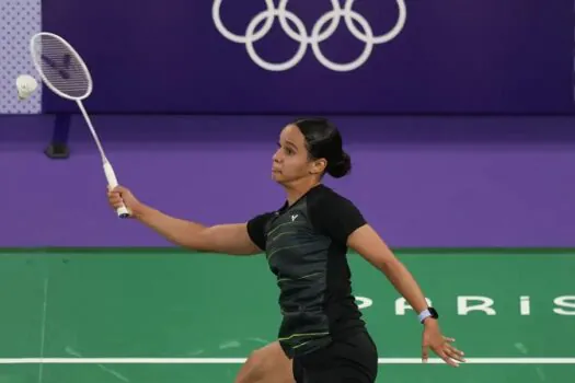 Paris 2024: Juliana Viana faz história no badminton feminino