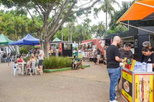 ‘Kennedy Food Fest’ acontece nos finais de semana de julho na Praça dos Imigrantes