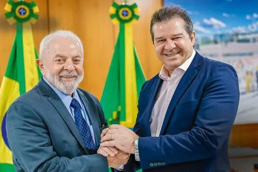 Lula estreia em atos eleitorais municipais