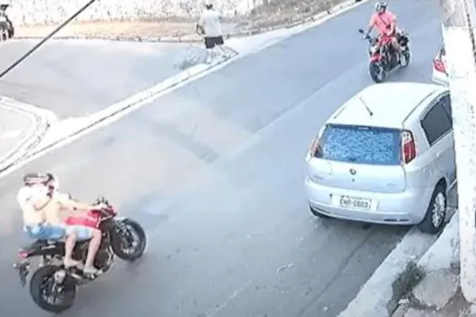 Homem morre atingido por adolescente dirigindo moto na zona leste de SP