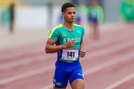 Atleta do Sesi-SP conquista dois ouros no Sul-Americano Sub-20 de Atletismo em Lima, no Peru