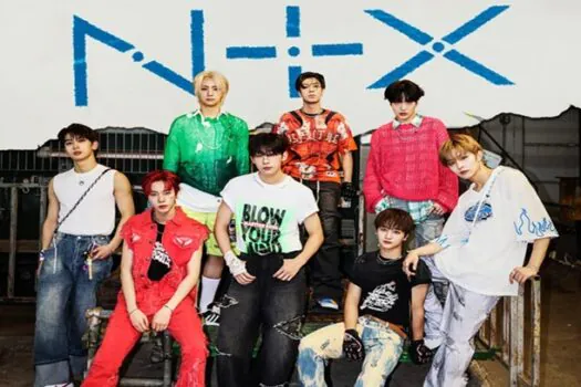 Grupo de k-pop NTX disponibiliza telão em Niterói para fãs que não conseguiram ingressos para show