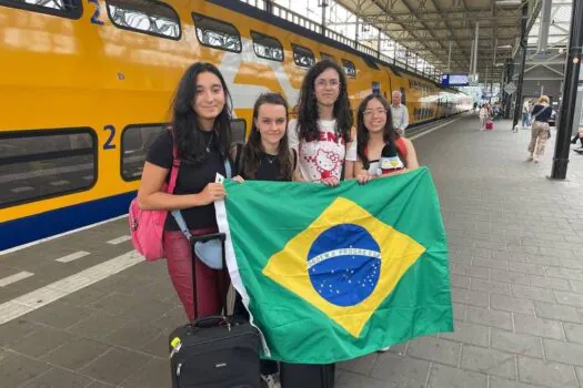 Brasil conquista ouro na Olimpíada Europeia de Informática para Garotas