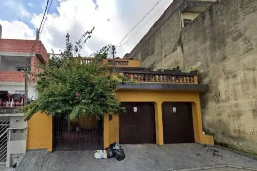 Pai e filha são esfaqueados dentro de casa na zona sul de São Paulo