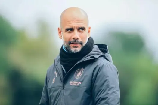 ‘Não sou mais opção para o Brasil’, Guardiola brinca após levar goleada