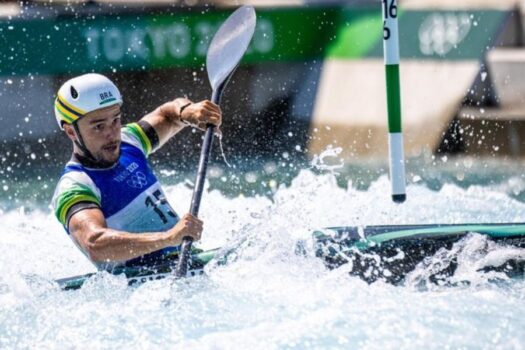 Pepê Gonçalves é eliminado na 1ª fase da canoagem slalom