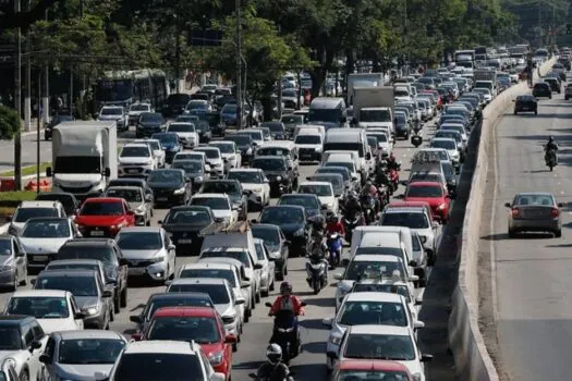 Licenciamento 2024 chega às placas 5 e 6 em setembro no estado de SP