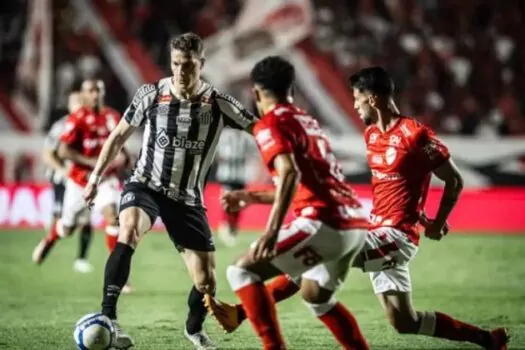 Santos cede empate ao Vila Nova, mas mantém liderança na Série B