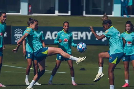 Seleção feminina de futebol entra em reta final de preparação para Paris