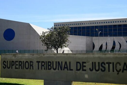 STJ abre concurso com salário de R$ 12.455,30