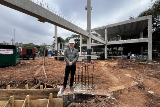 Taka Yamauchi visita obras do Centro TEA e reafirma compromisso com a inclusão