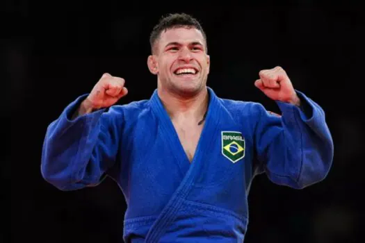 Willian Lima leva a prata, primeira medalha do Brasil em Paris