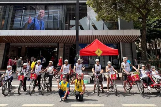 Primeiro passeio de bicicleta guiado para o público TEA acontece na Avenida Paulista