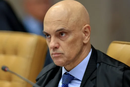 Moraes manda extraditar brasileiros investigados pelo 8/1 foragidos na Argentina