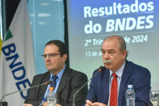 Mercadante: BNDES dobrou crédito para o RS em relação a 2023