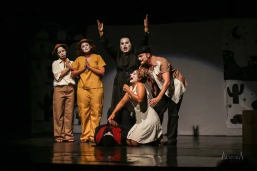 Espetáculo O Auto da Compadecida no Teatro Carlos Gomes