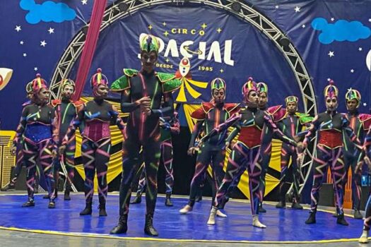 Circo Spacial comemora 39 anos e anuncia lançamento do espetáculo “Spark”