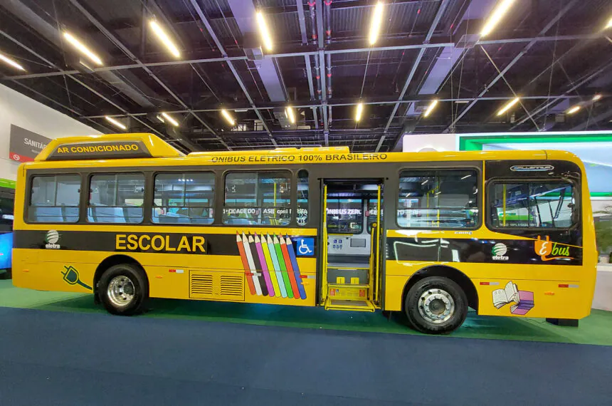 Ônibus Eletra Escolar Elétrico Piso Alto - Lat.Bus 2024