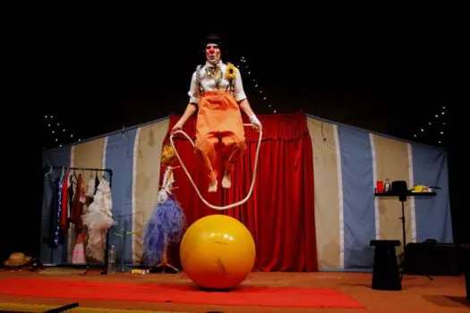 Espetáculo de circo tradicional, Entre Risos faz circulação gratuita pela Grande São Paulo