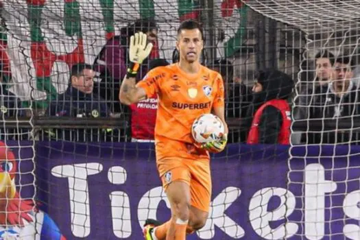 Libertadores: Fluminense elimina Grêmio com Fábio herói nos pênaltis