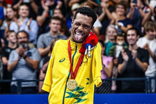 Gabriel Araújo: porta-bandeira, campeão mundial e primeiro ouro do Brasil nos Jogos Paralímpicos