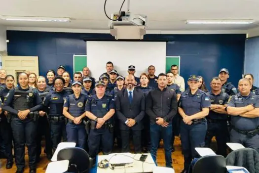 GCM de Santo André capacita agentes de segurança no combate à violência contra a mulher